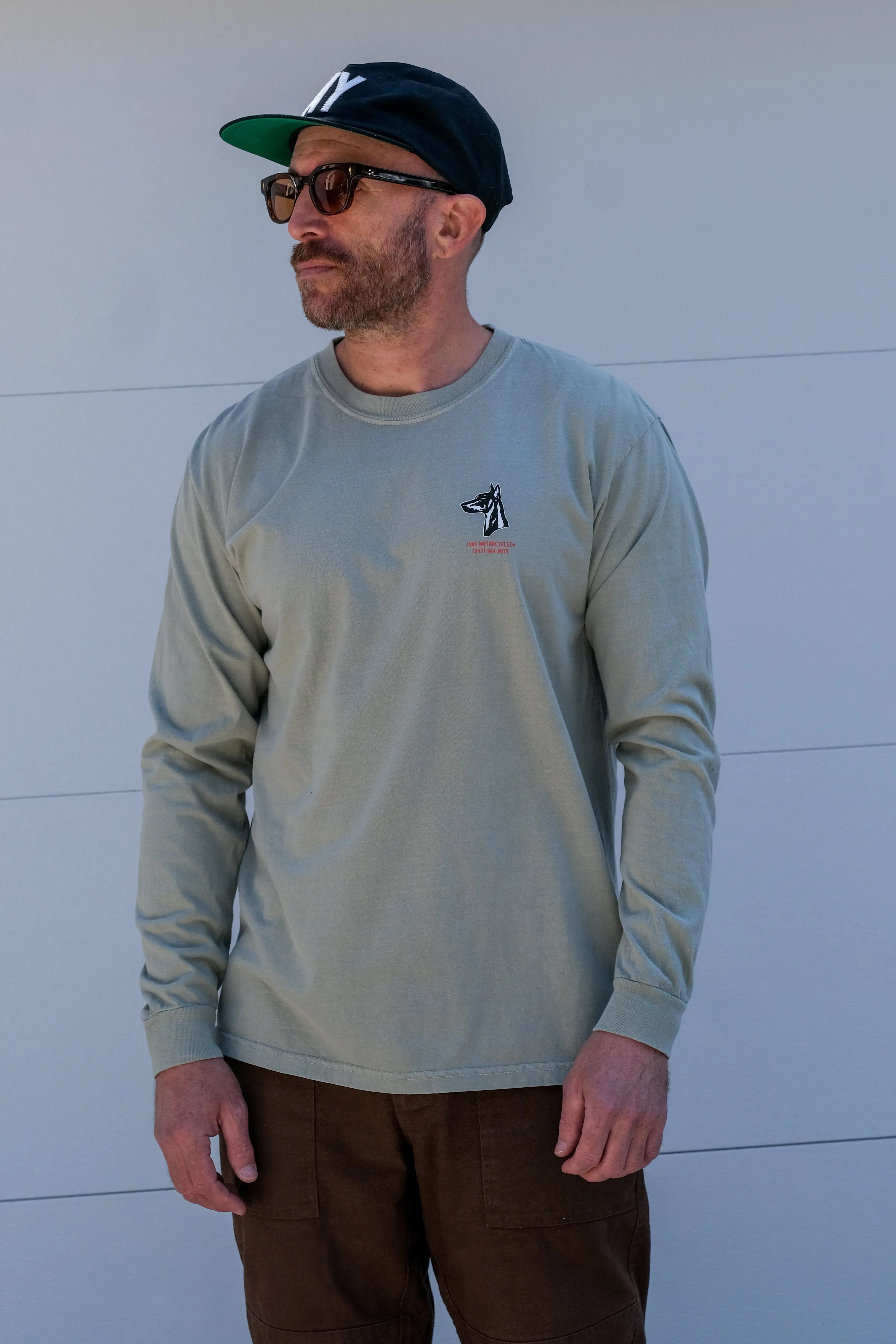 Chic Comfort Workout Gear SAINT NICHOLAS LONG SLEEVE T-SHIRT - SAND