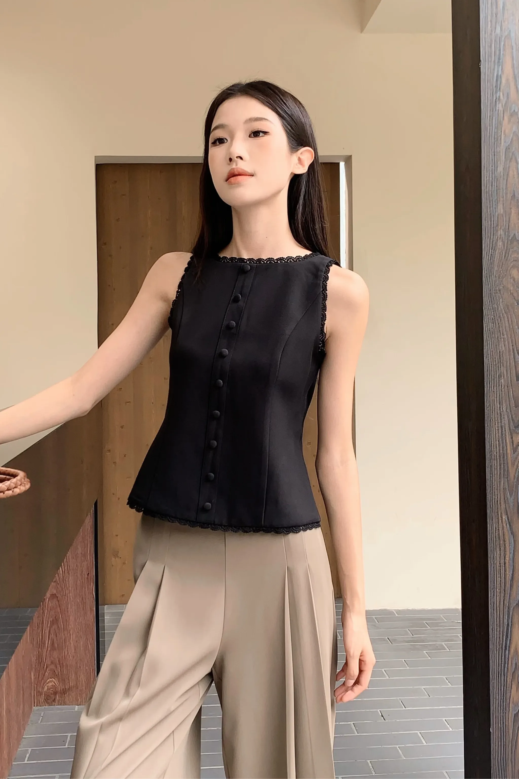 RelaxedFit Textured Weave Pattern Saylor Lace Trim Tailored Top Black