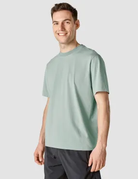 Minimal Style Trend Day-to-Night Look Supima T-shirt Box Fit Calm Green