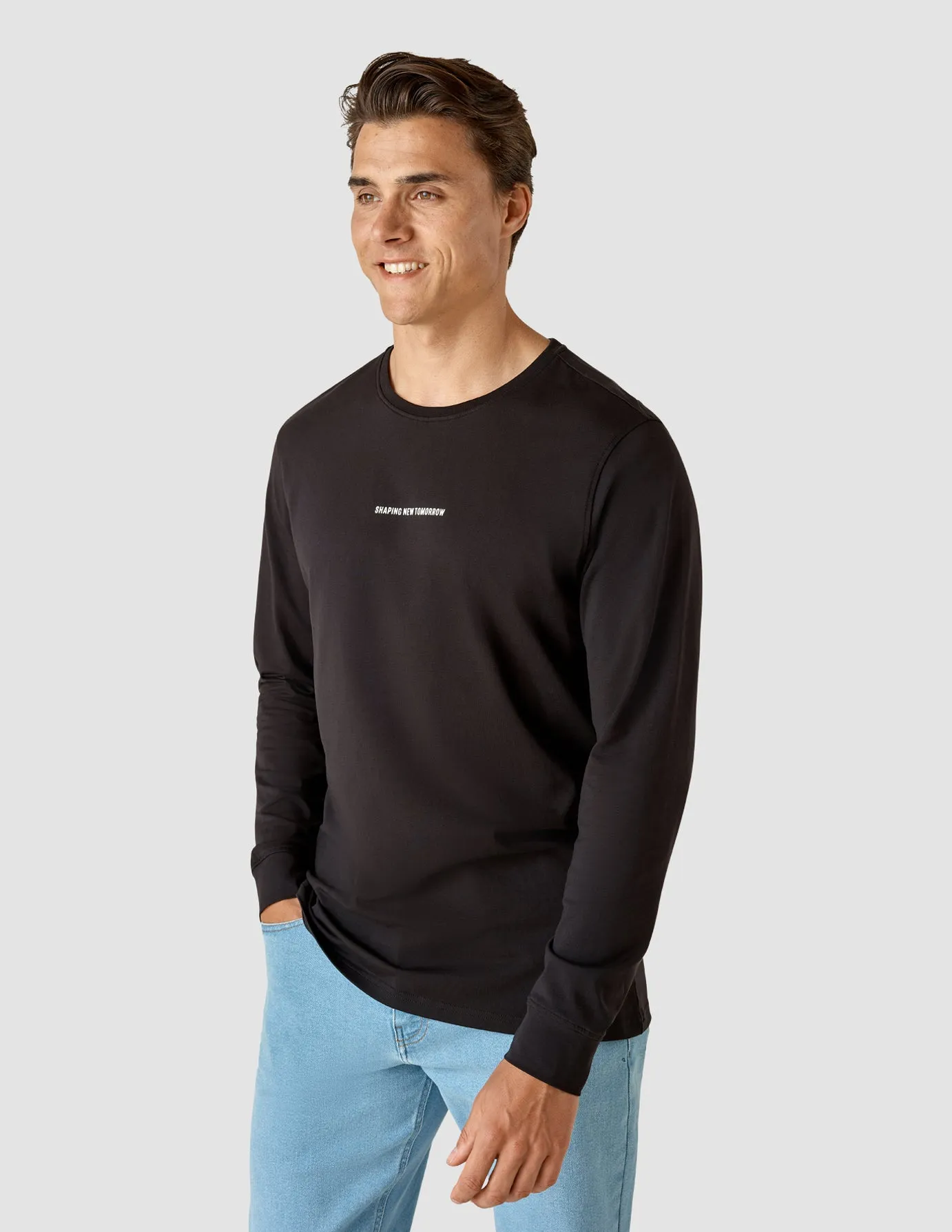 Low Profile Silhouette Supima Autograph Long-Sleeved T-Shirt Black