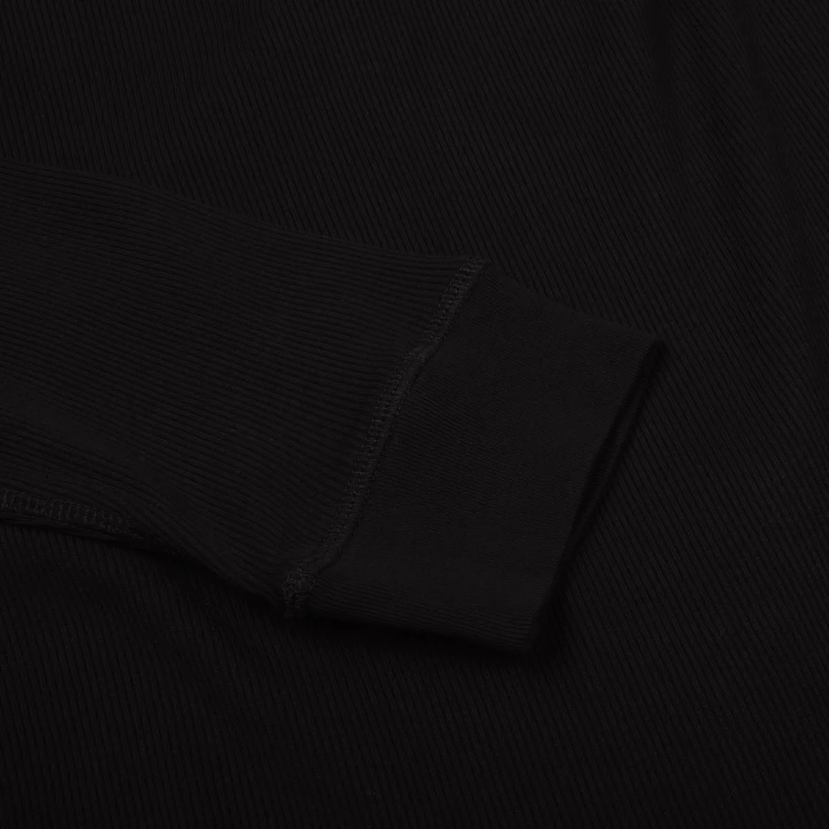 Breathable Waistband INDIGOFERA CLYDE LONG SLEEVE T-SHIRT - BLACK