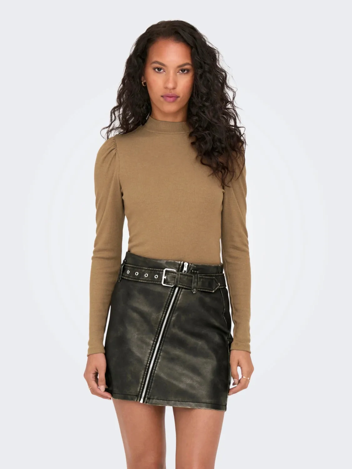 RibbedTexture Breathable mesh lining Faith Puff Sleeve Top