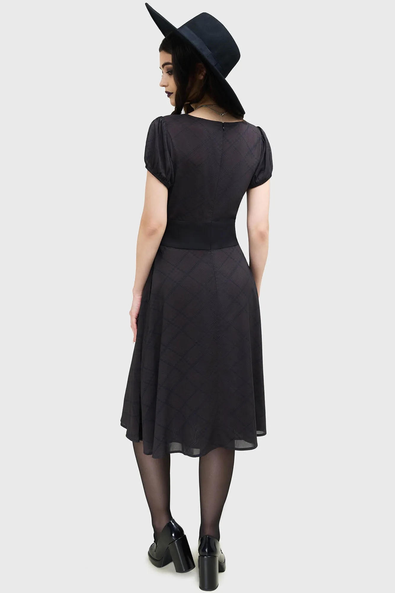 Breezy Style Sleek Texture Writewell Dress