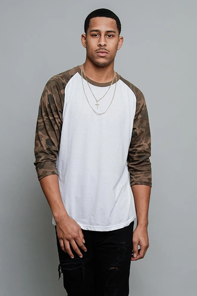Weighted Hem Design OdorResistantTreatment Men's Baseball T-Shirt (White/Olive Camo)