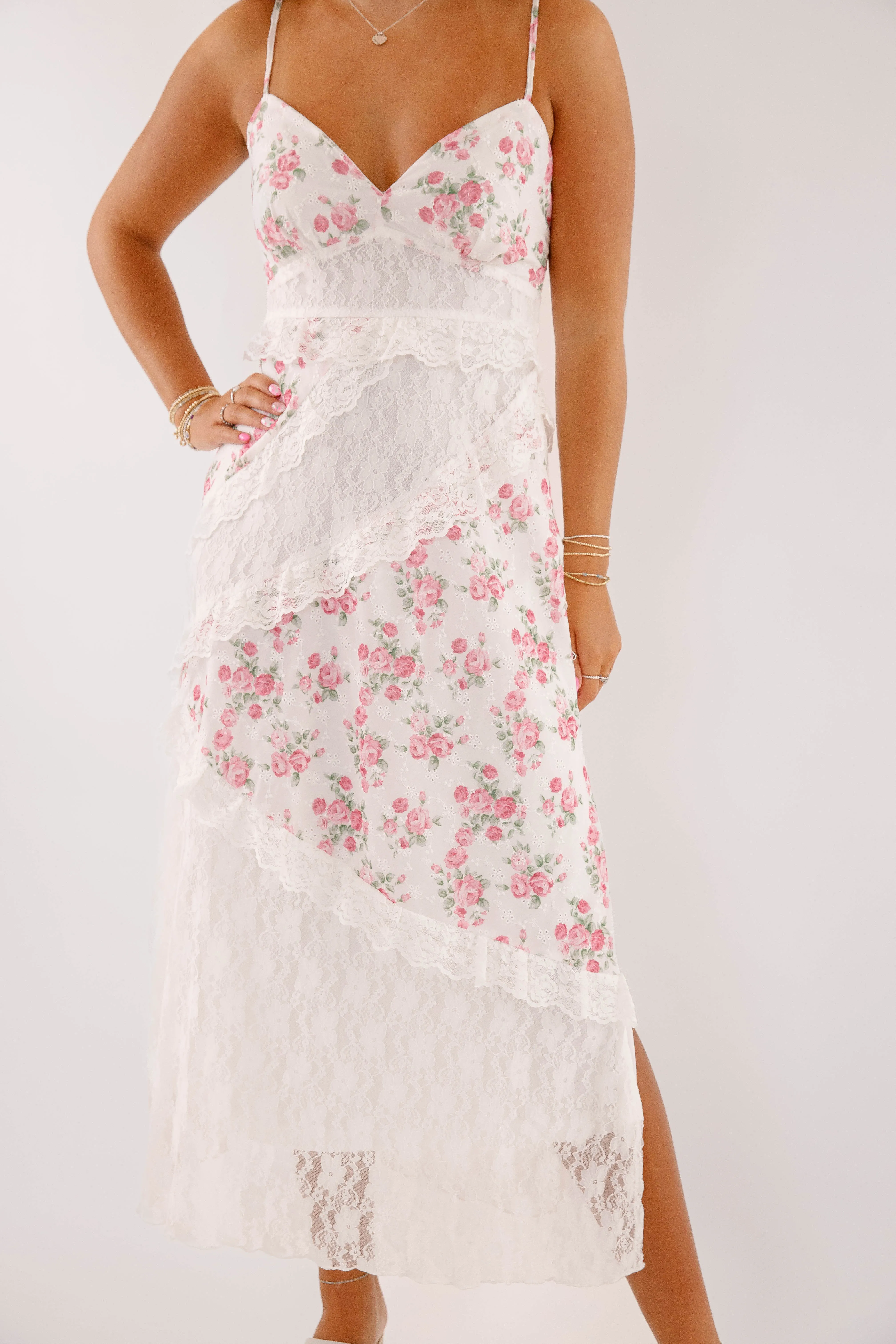 Minimal Tone Catching Memories Midi Dress