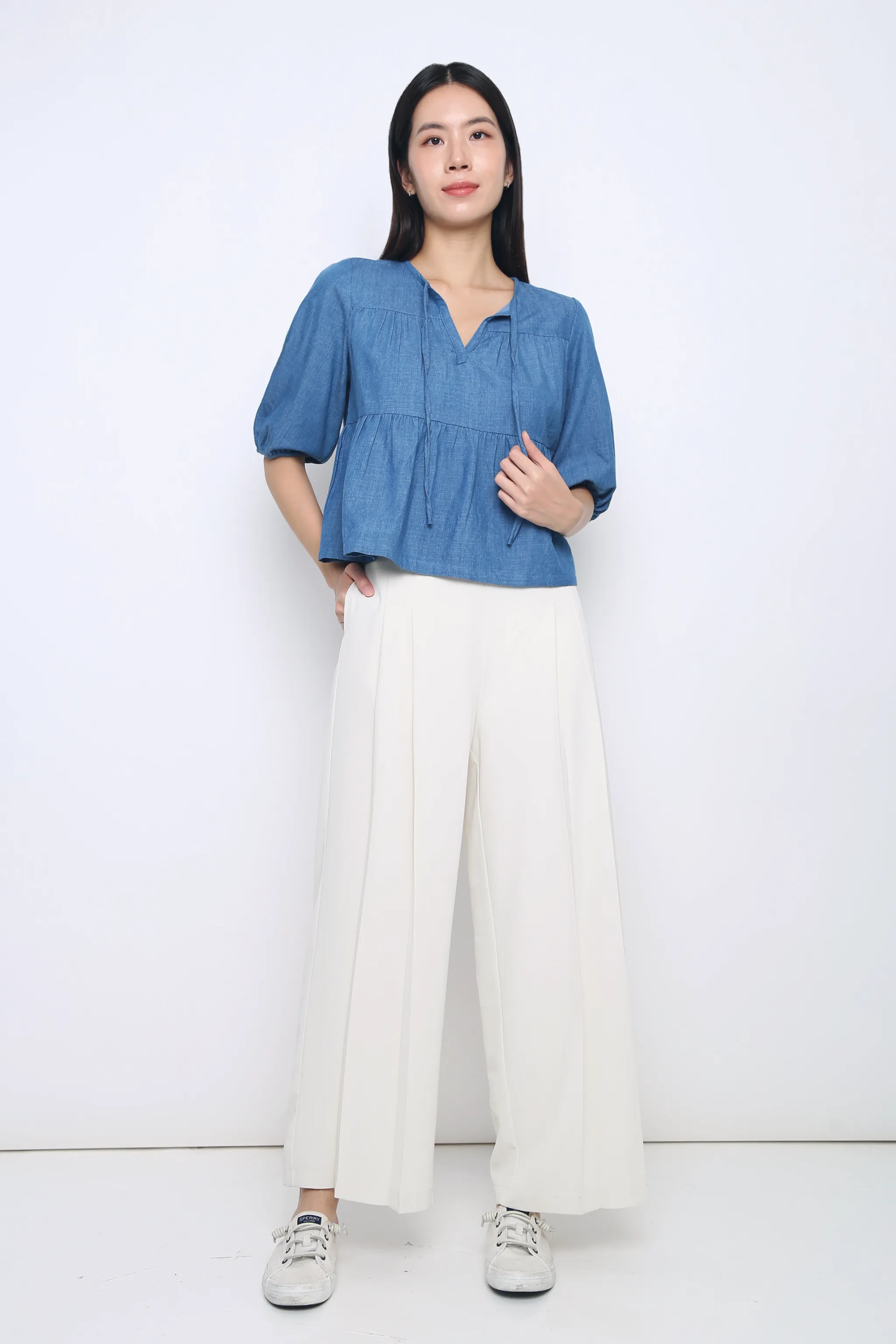 Temperature Regulating Fibers Bluebell Tiered Denim Blouse Light