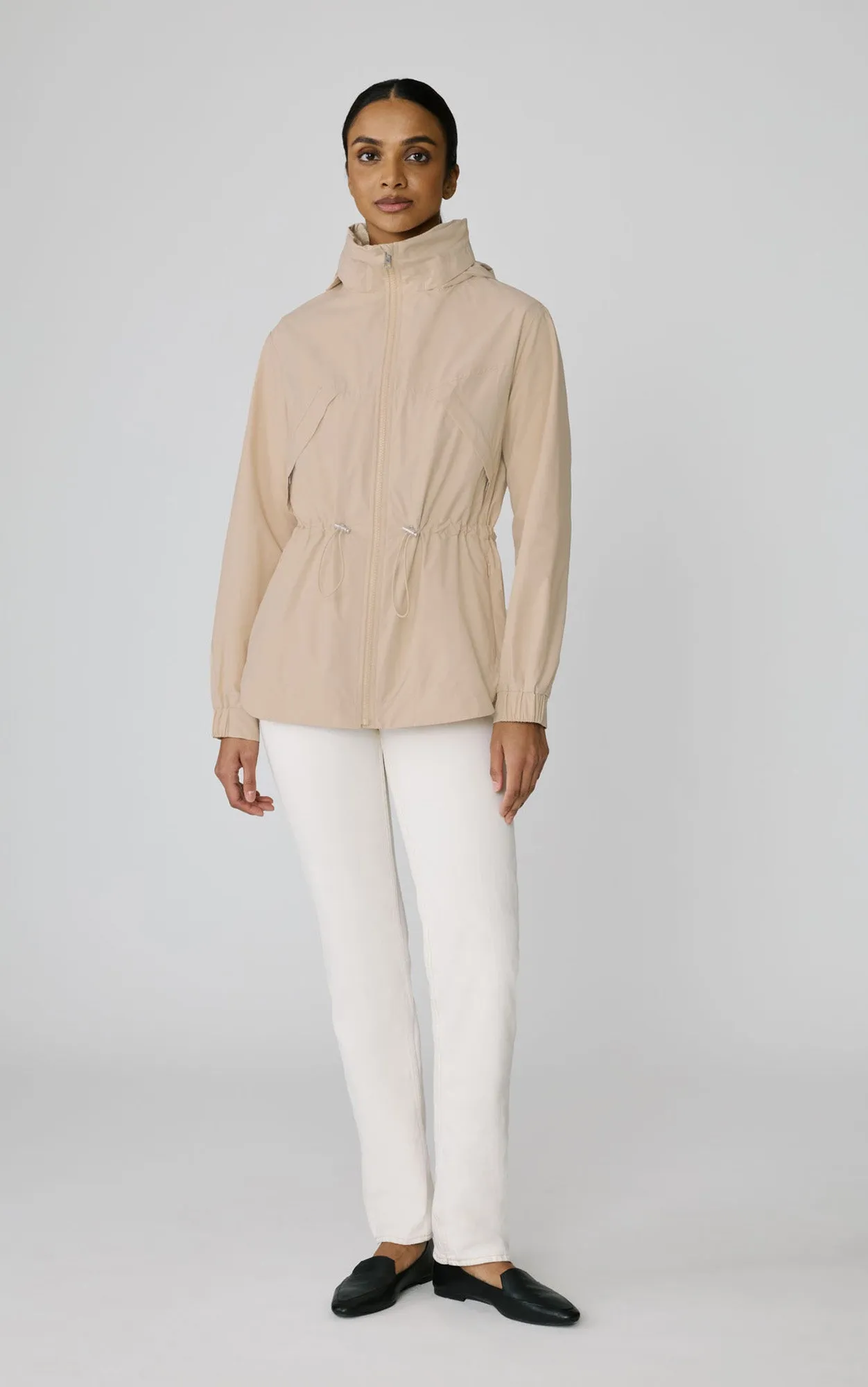 Light Outdoor Layer RAVEN