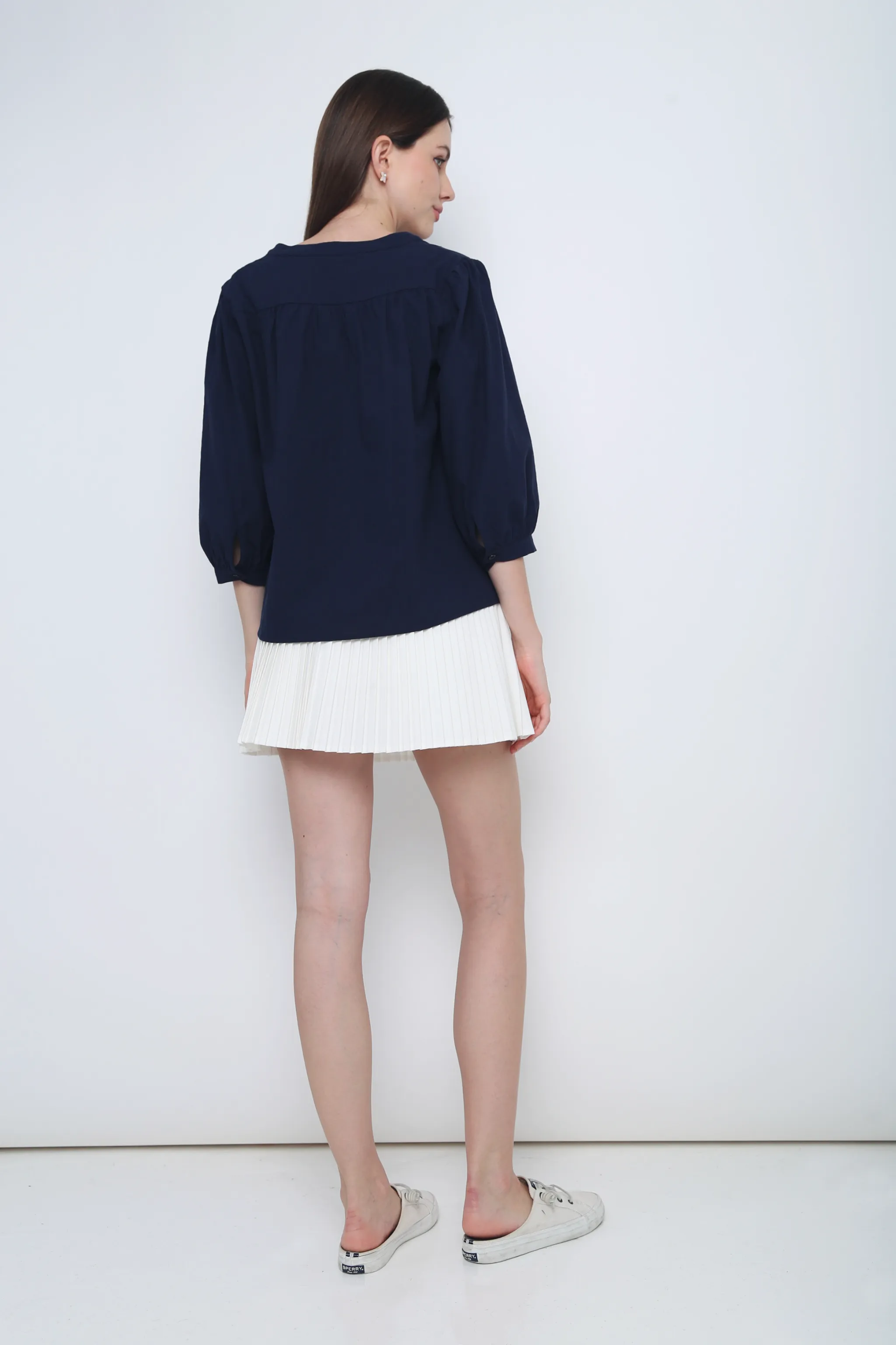 Softened Edges Sustainable Manufacturing Demi Linen Shirt Navy