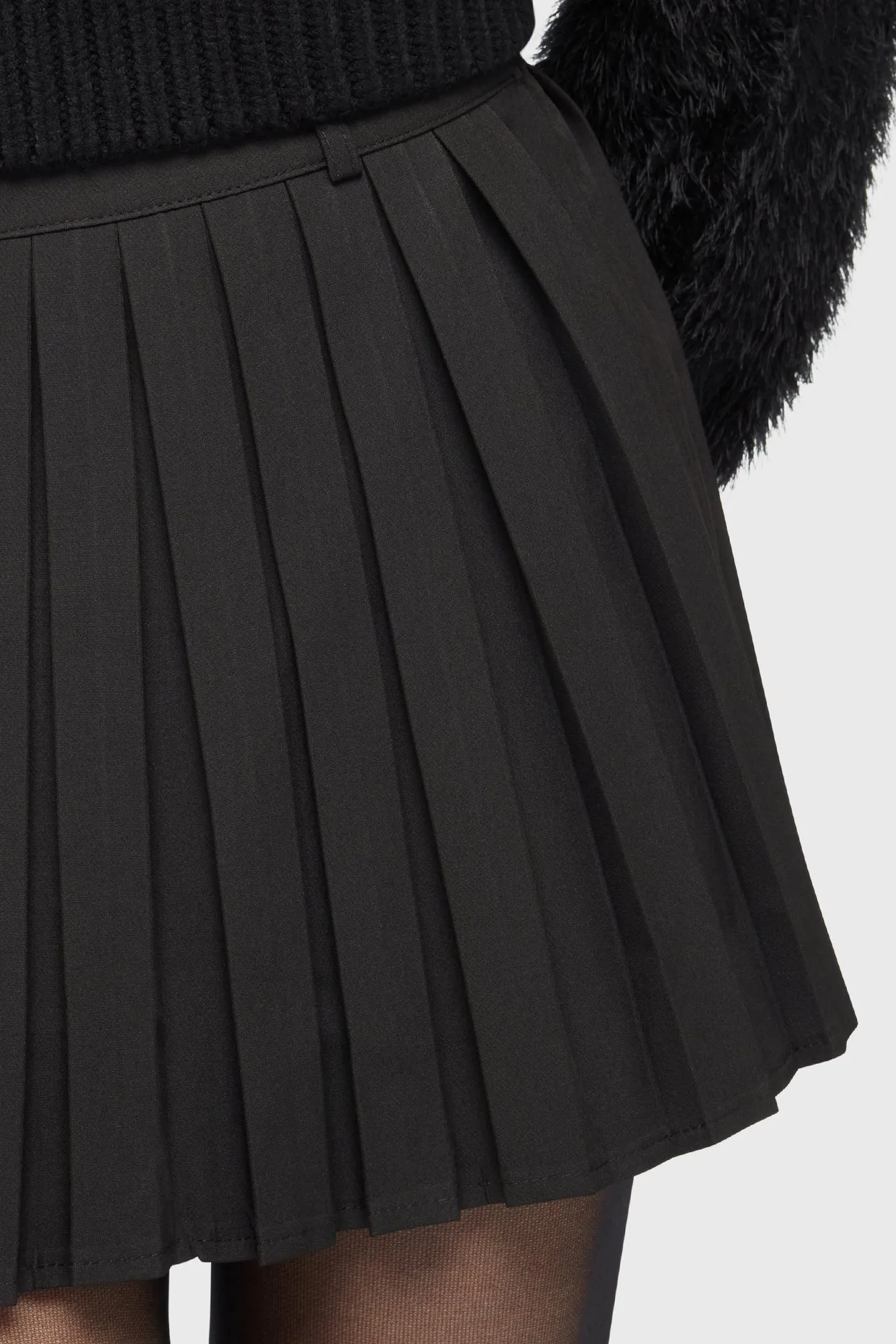 Opaque finish Nightshade's Curse Mini Skirt [BLACK]