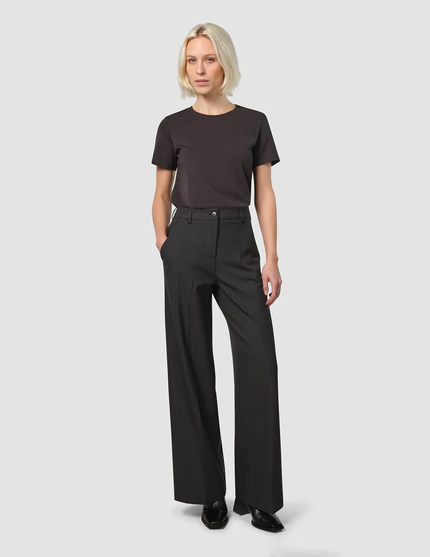 Versatile Wearable NonChafingLegs Essential Pants Wide Asphalt Pinstriped