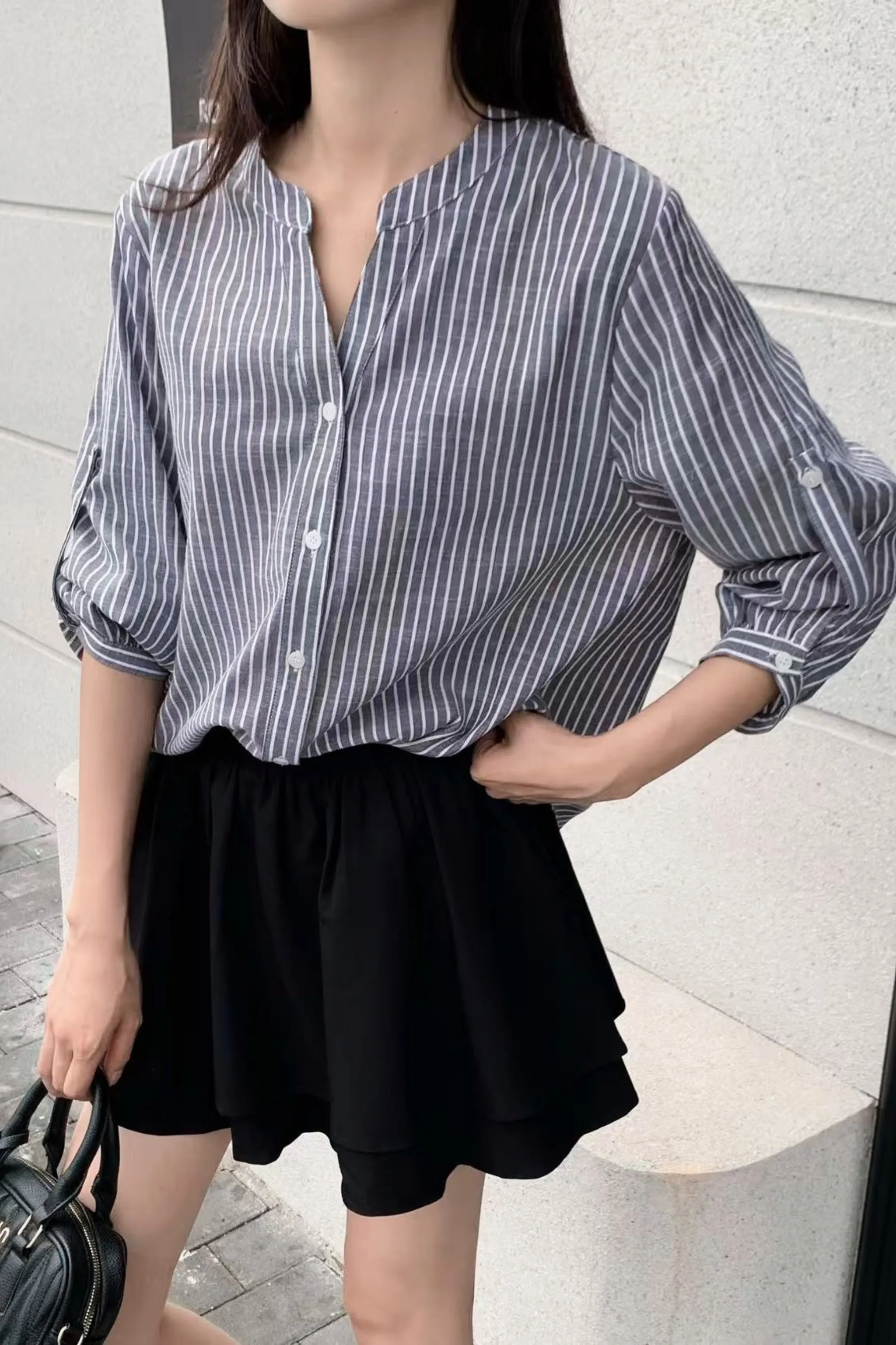 TaglessNecklineComfort Reflective Logo Detail Trevor Cuffed Sleeves Stripe Shirt Grey