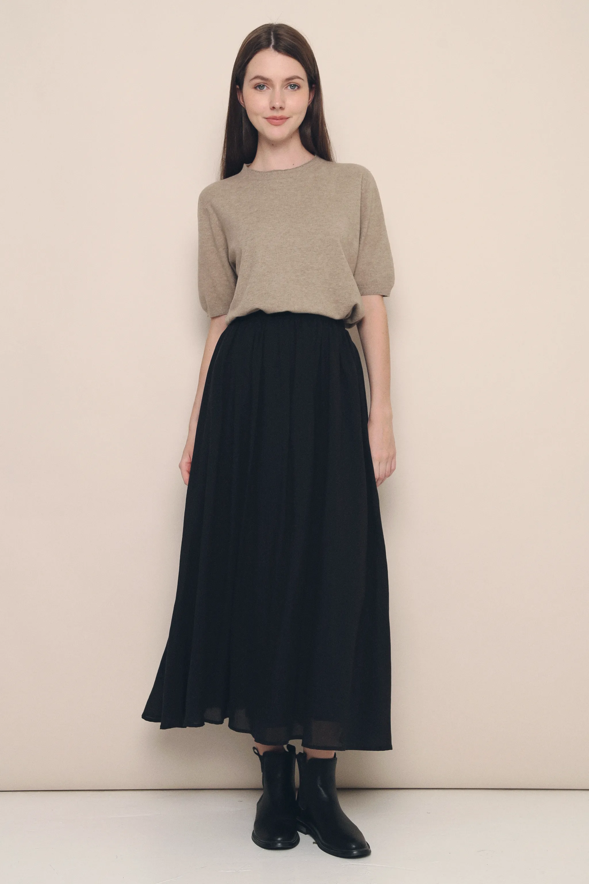 All Season Wear Elasticized Hem Hathaway Airy Maxi Skirt Black