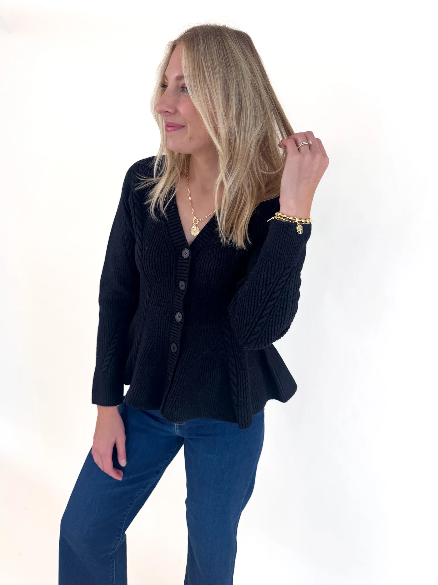 Courtney Sweater - Black Sleek Fit Quick Knit