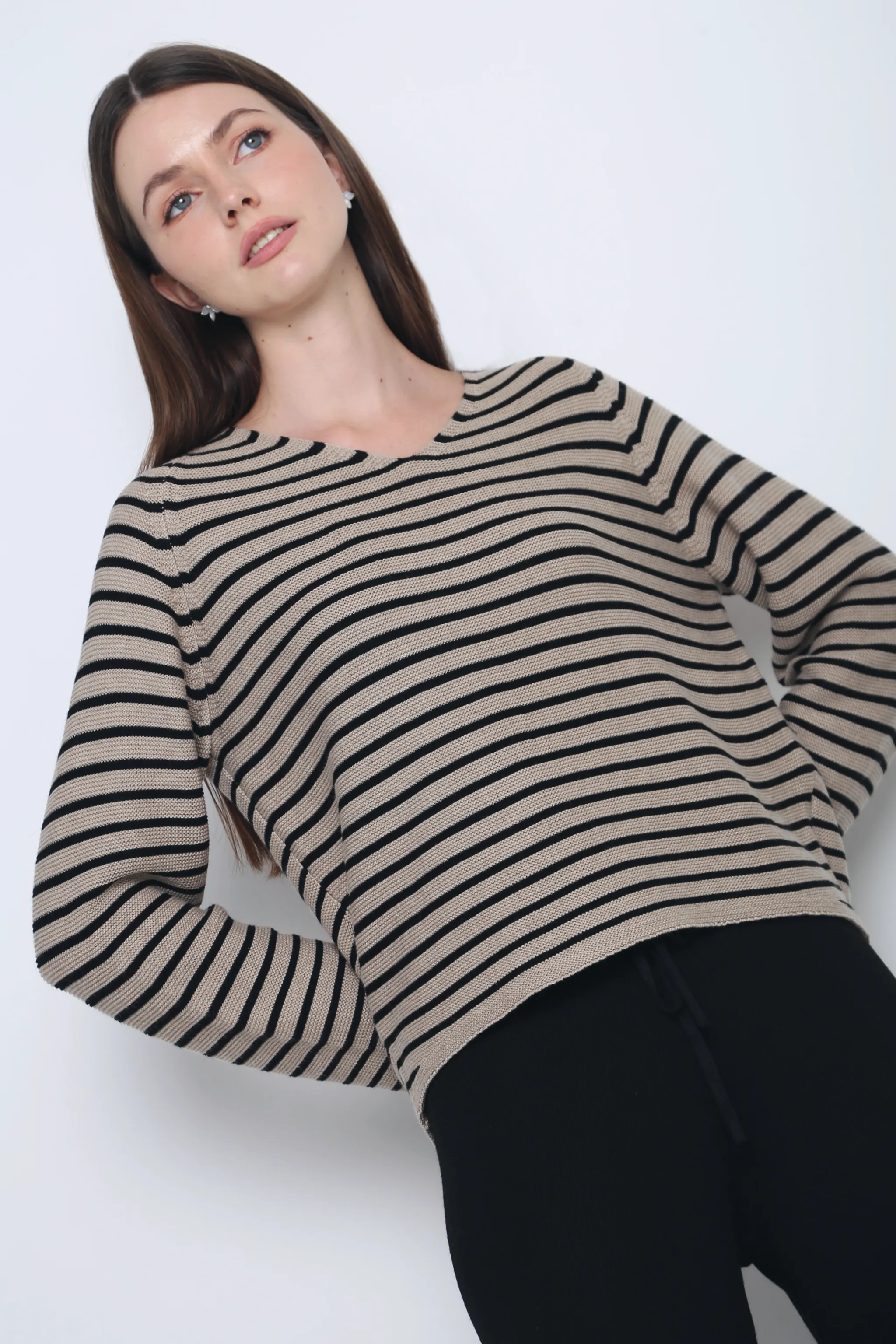 NoSlipGripperBand Essential Stripes Knit Top Taupe & Black