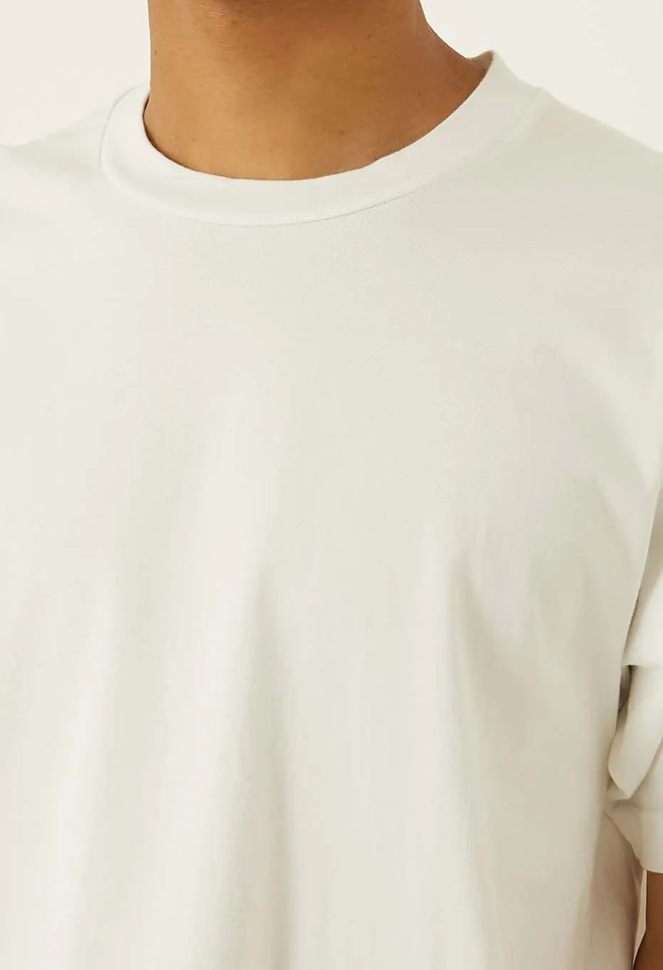 BLUE BLUE JAPAN KNITTED ORGANIC COTTON HIGH GUAGE SLUB SS TEE - WHITE V neck Playful Design