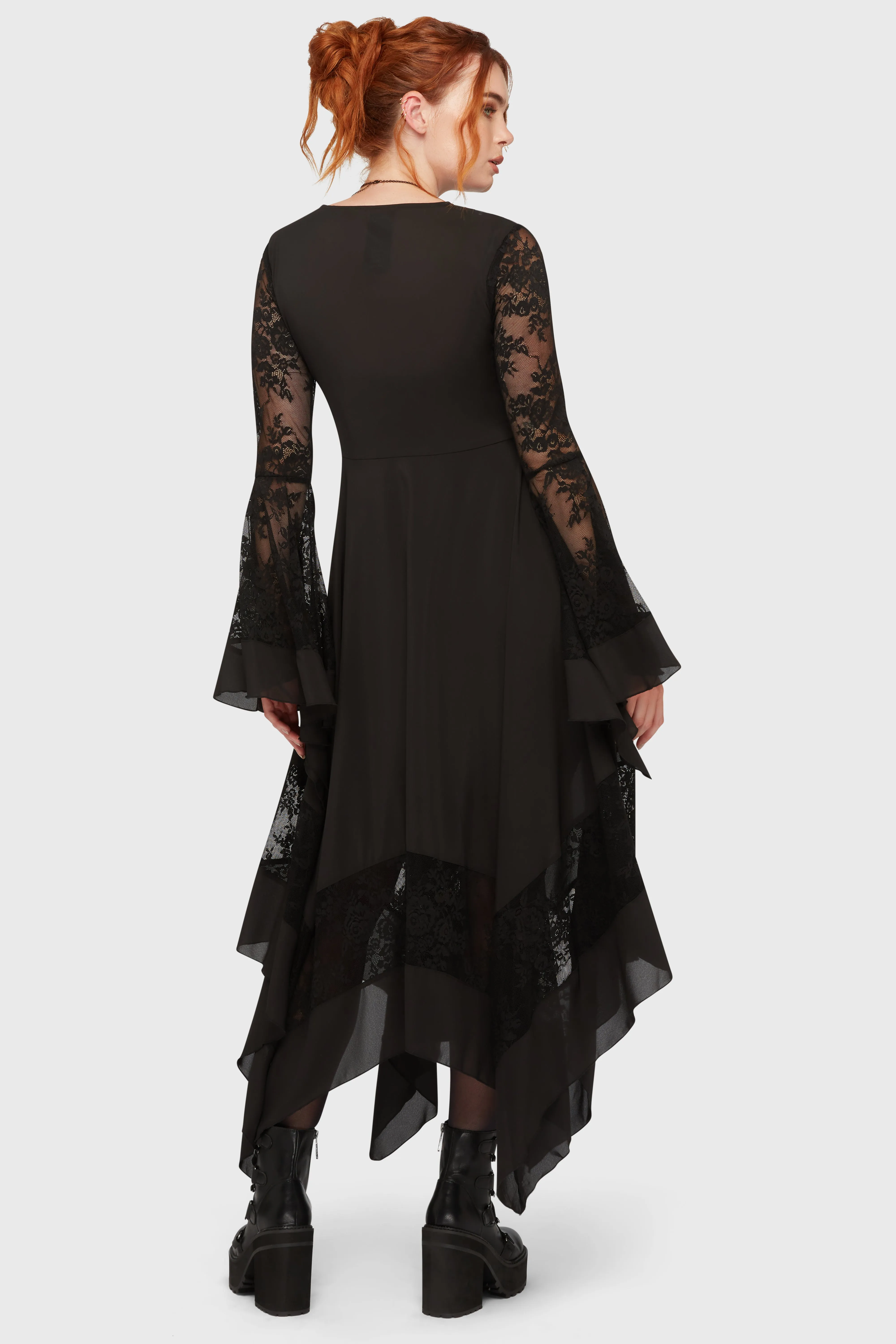 Misty Night Maxi Dress Light Outfit