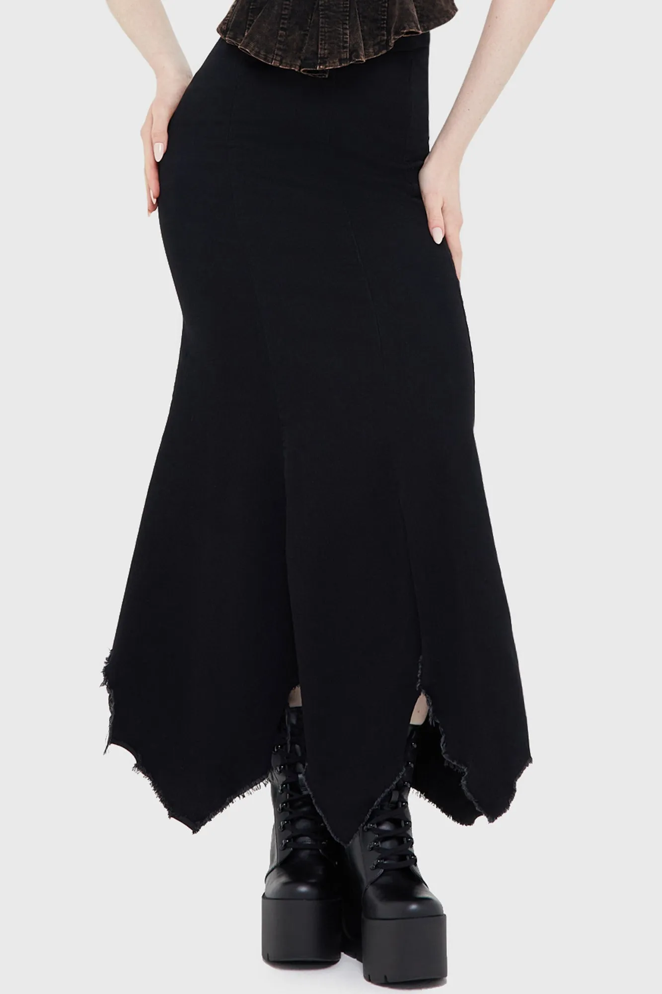 Thermoregulating Fabric Sanguinity Skirt