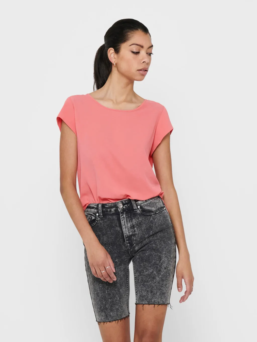 Vic Colour Top Reinforced Hem