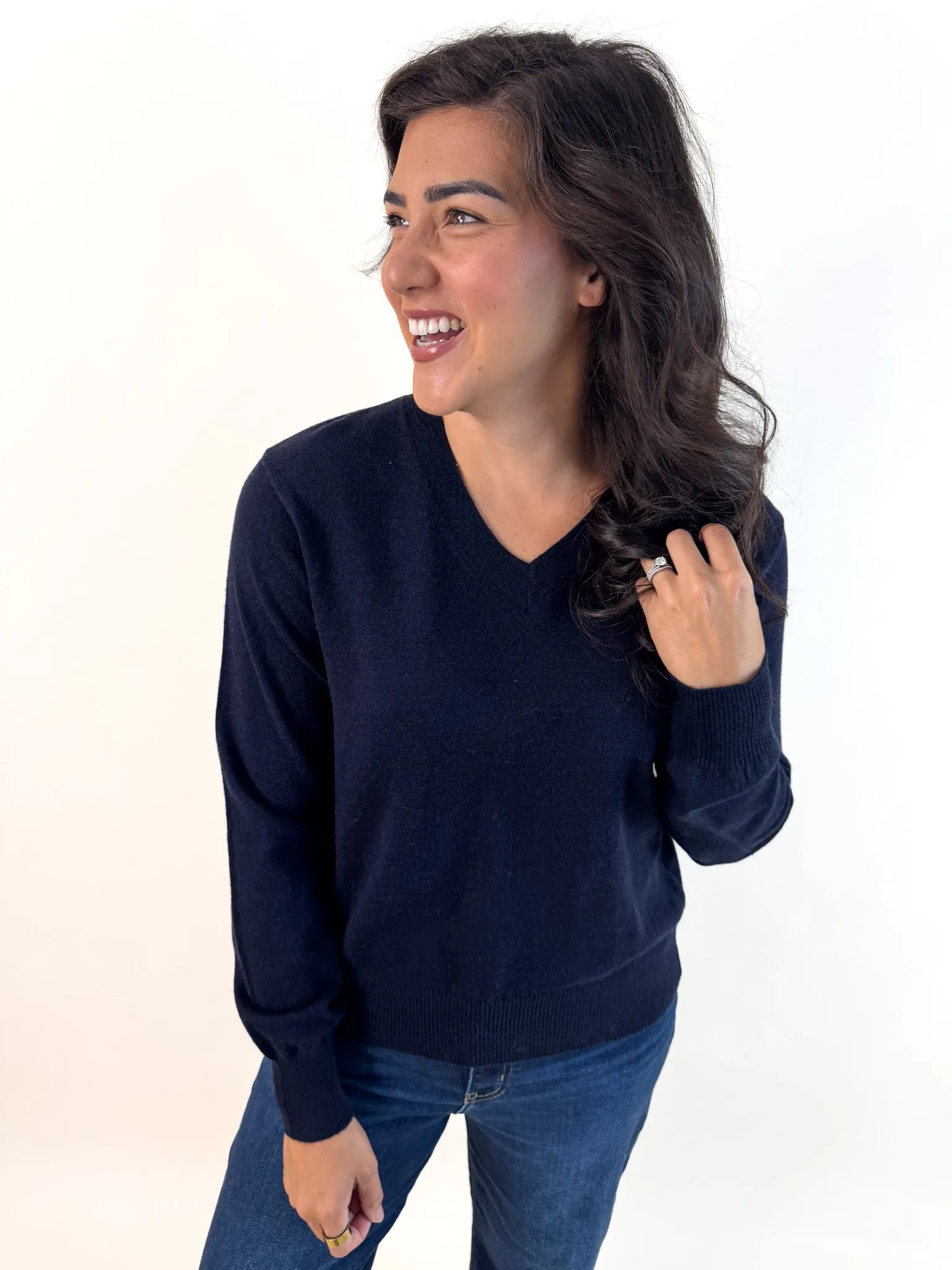 Unisex style Von V-Neck Lightweight Sweater