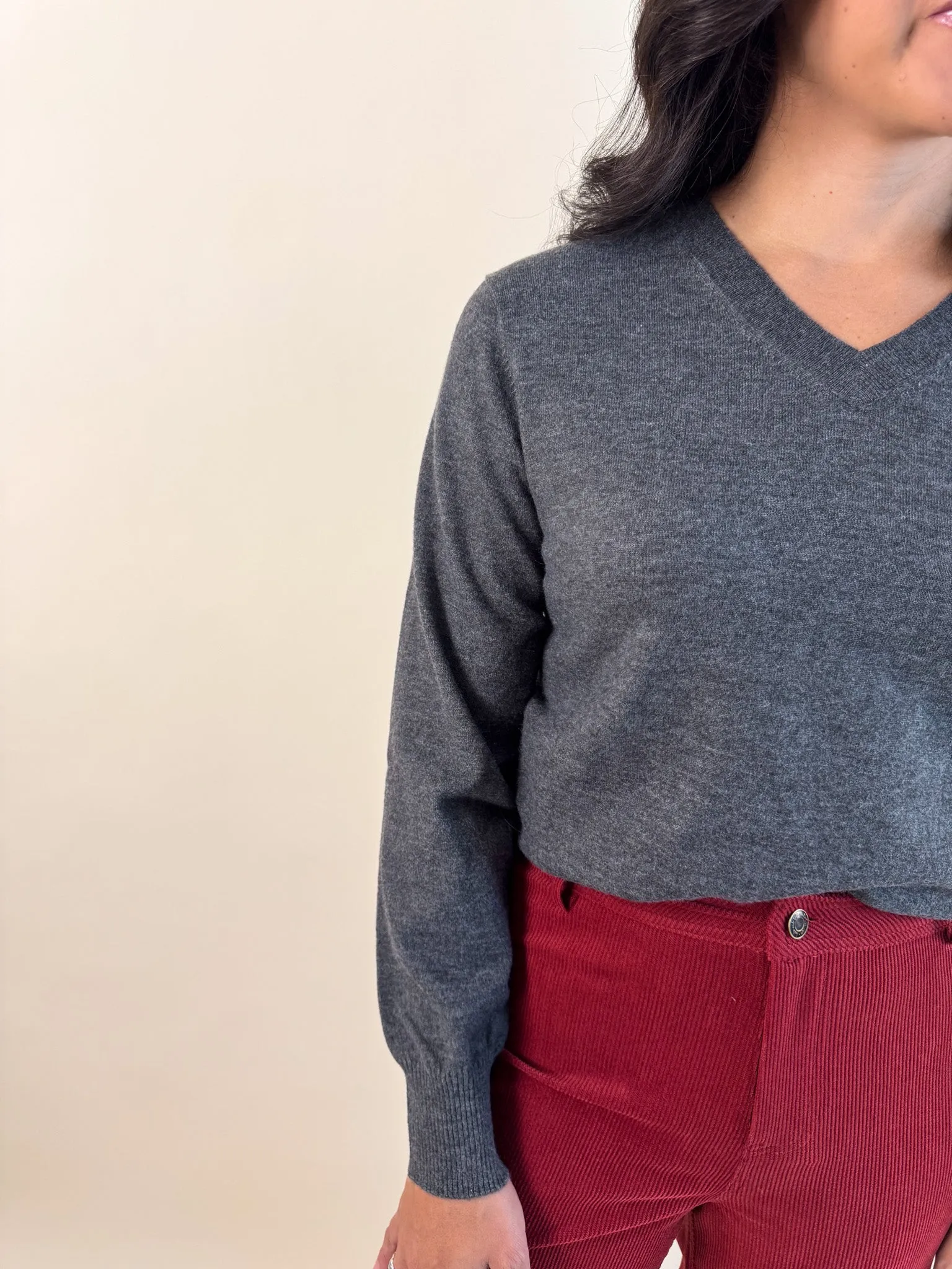 Von V-Neck Lightweight Sweater Chilly Layer Versatile Layers