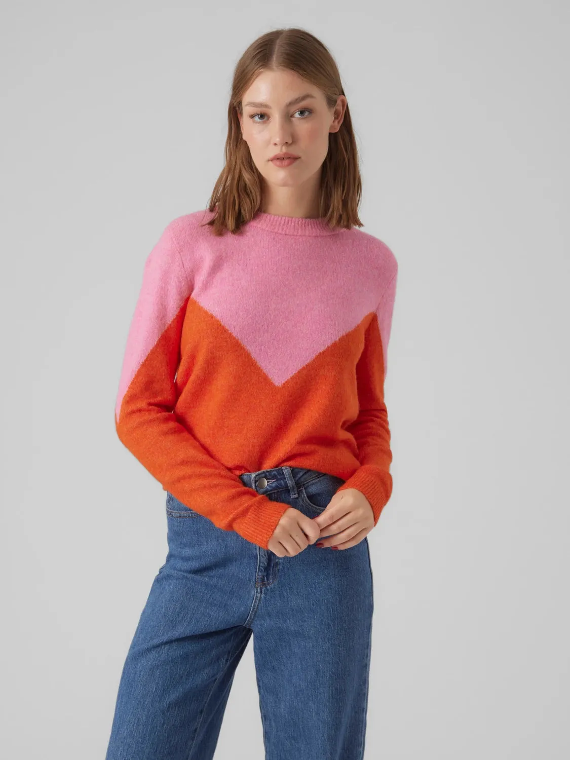 Plaza Block Pullover relaxed shape
