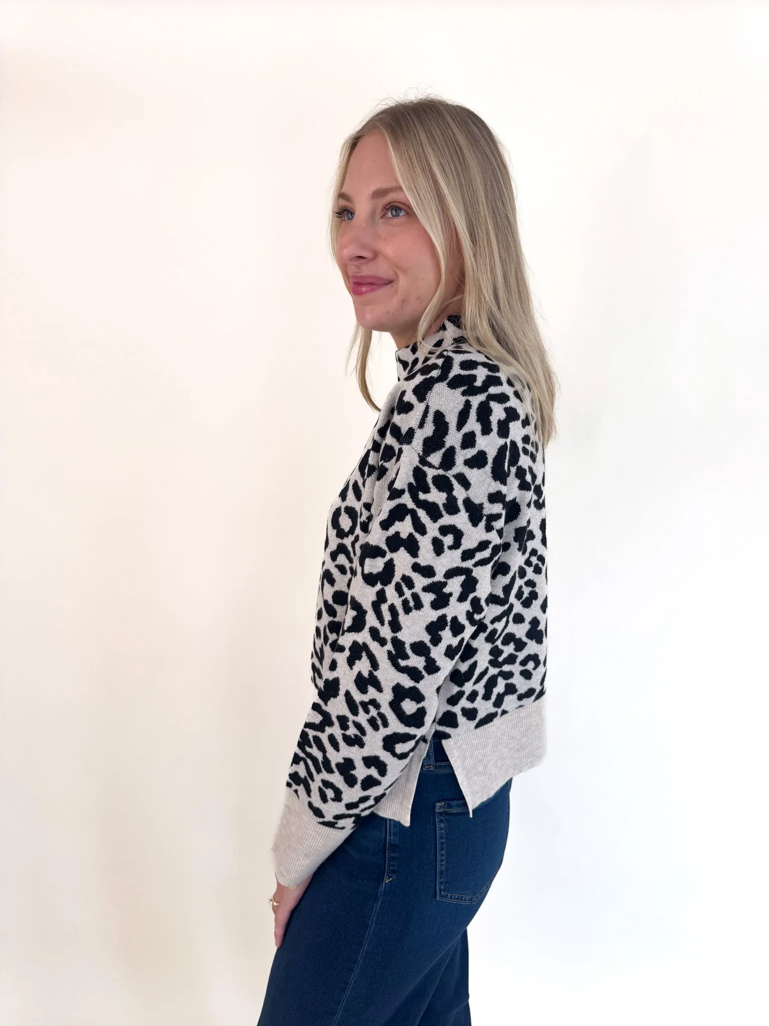 Comfy Performance Adjustable drawstring Spots Soft Touch Popover Sweater