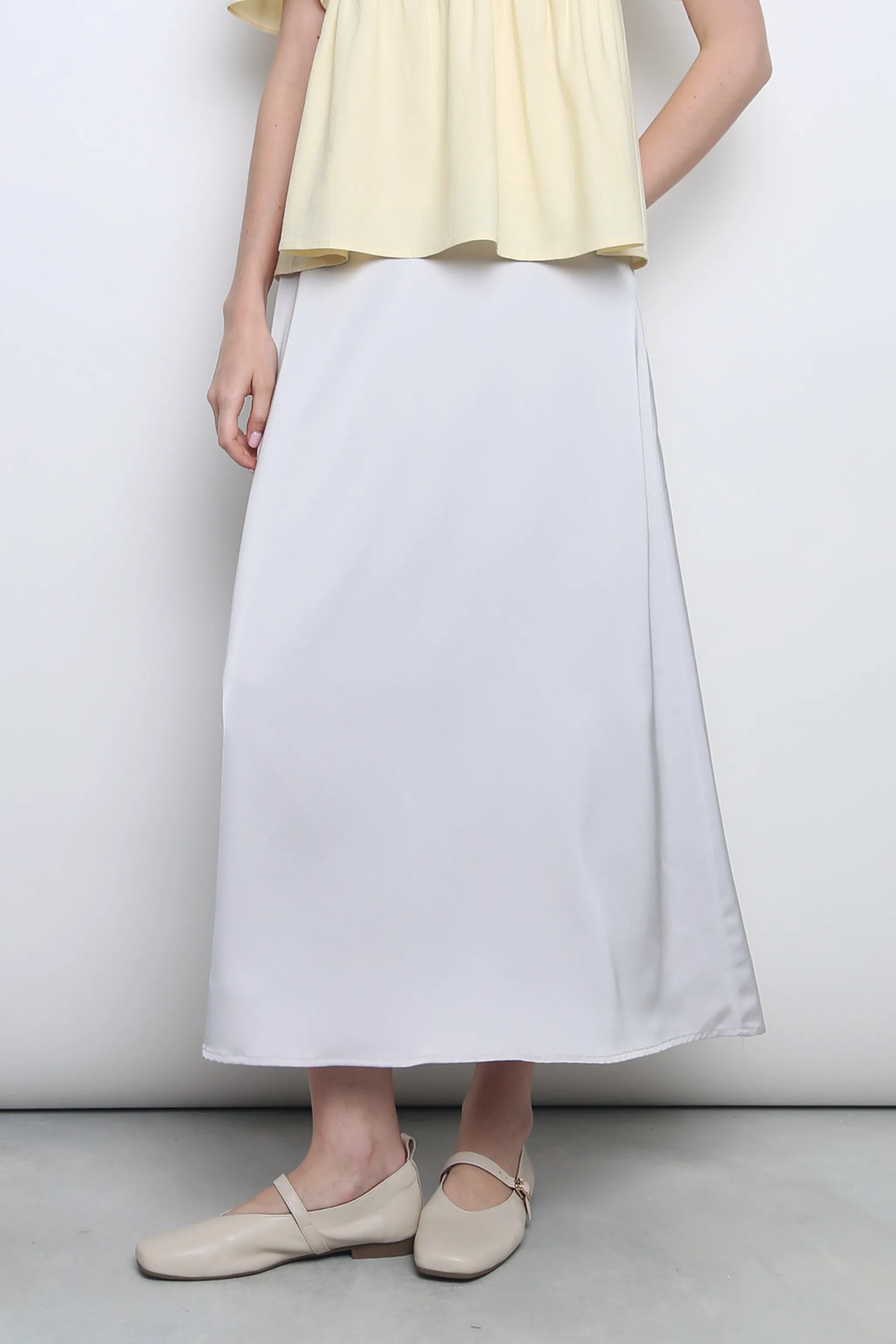 Regular Moon Dance Maxi Skirt Platinum (Restock) Chill Mood