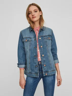 Classic Denim Jacket Chill Look