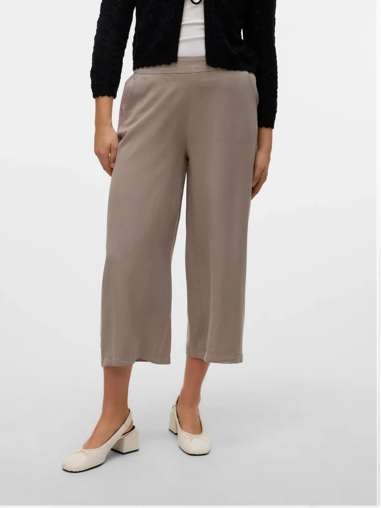 Core Look Minimalist Style Holiday Vibes Weekend Warrior Wide Tencel Culotte