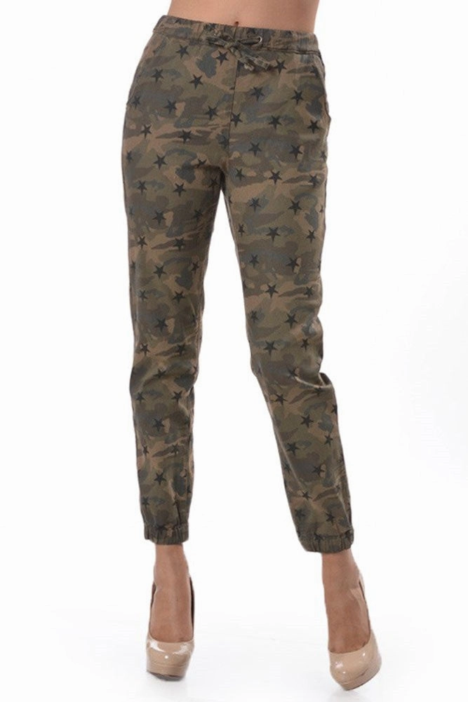 Travel Essential RegularFit Women's Star Print Jogger Pants