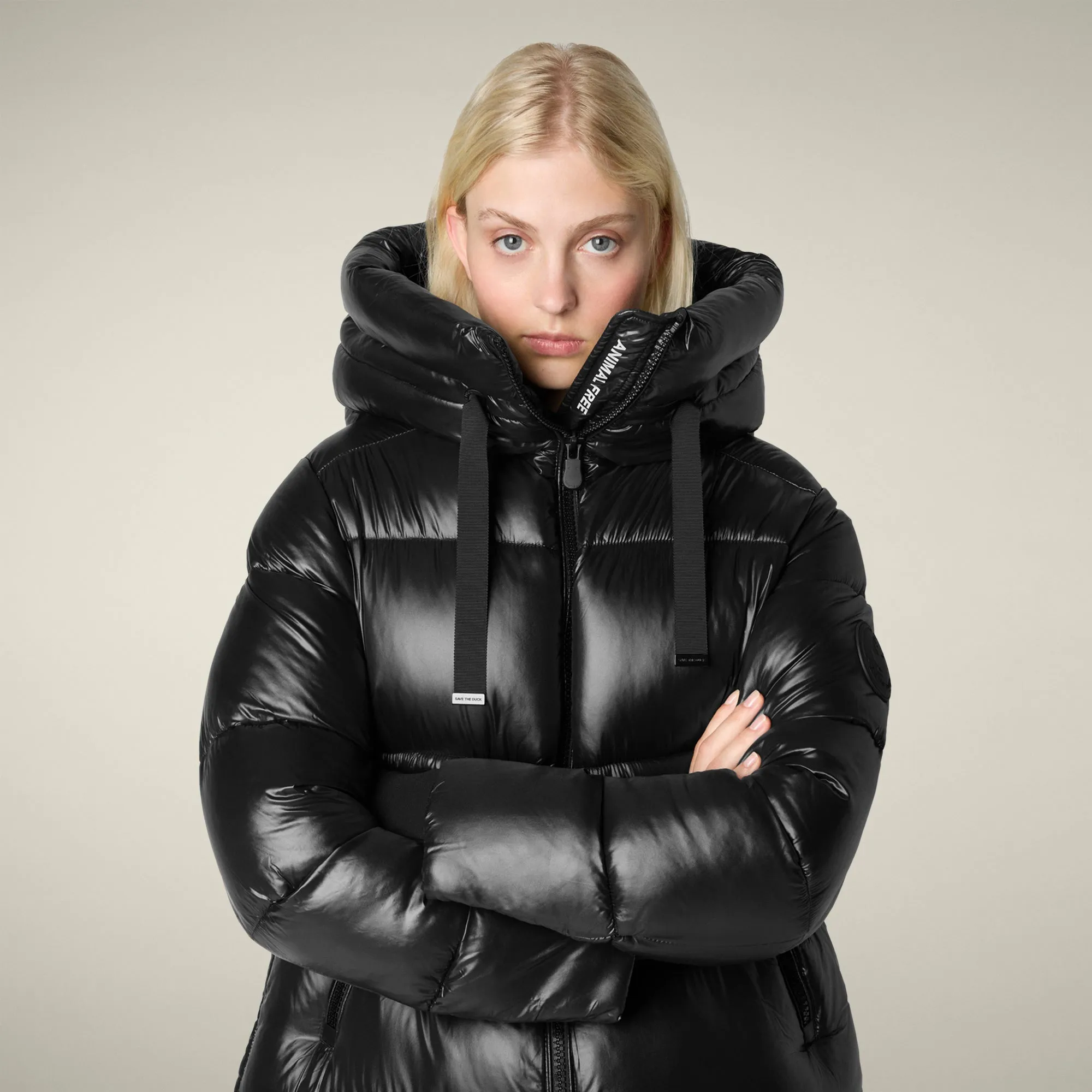 Neutral Look Women's Animal free puffer coat Isabel in black