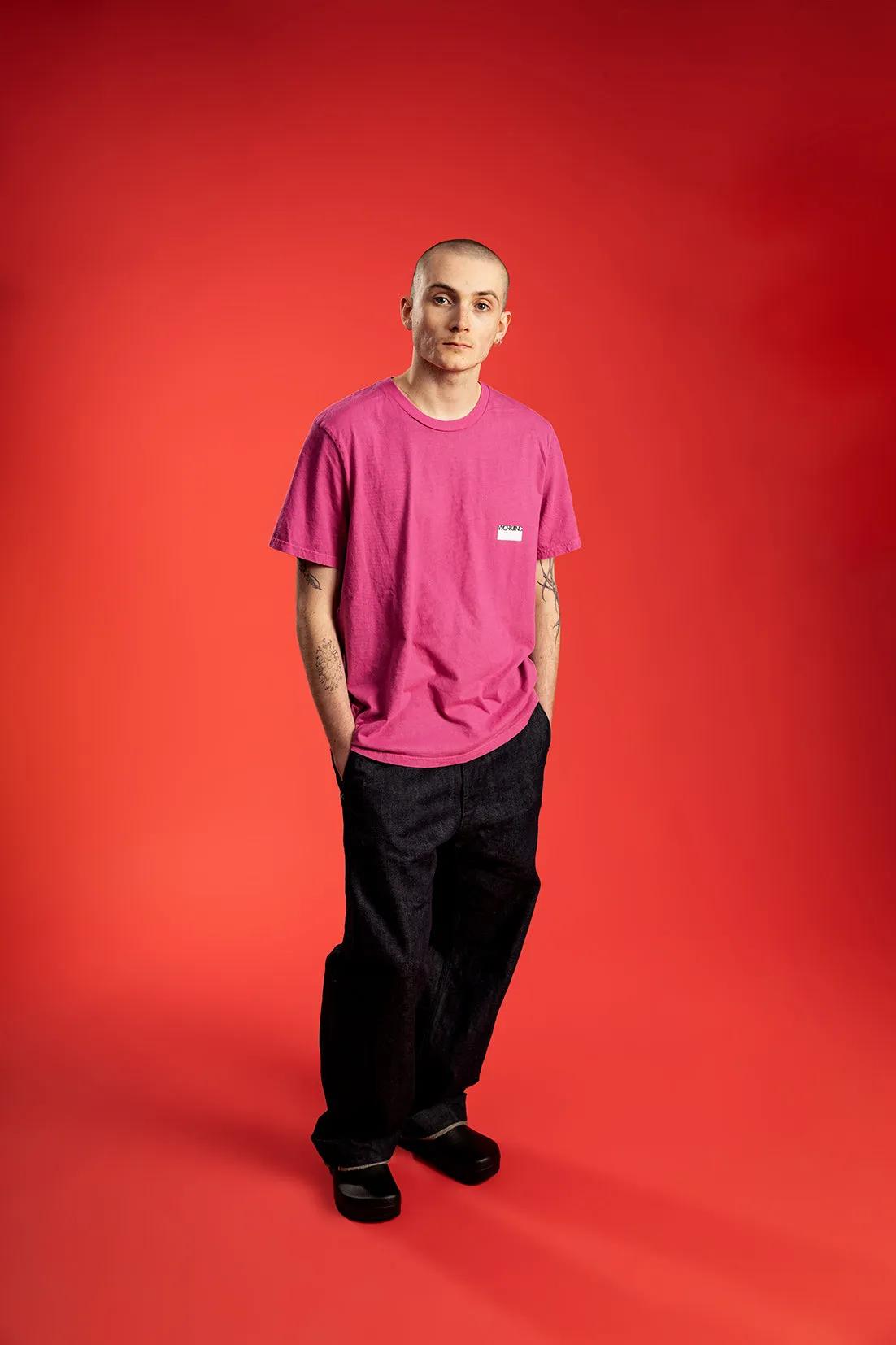 WORKING STICKER T-SHIRT - NANTUCKET Light Outfit Essential Fit