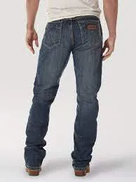 Resilient material Wrangler Men's Slim Fit Retro Jean/10WLT77LY